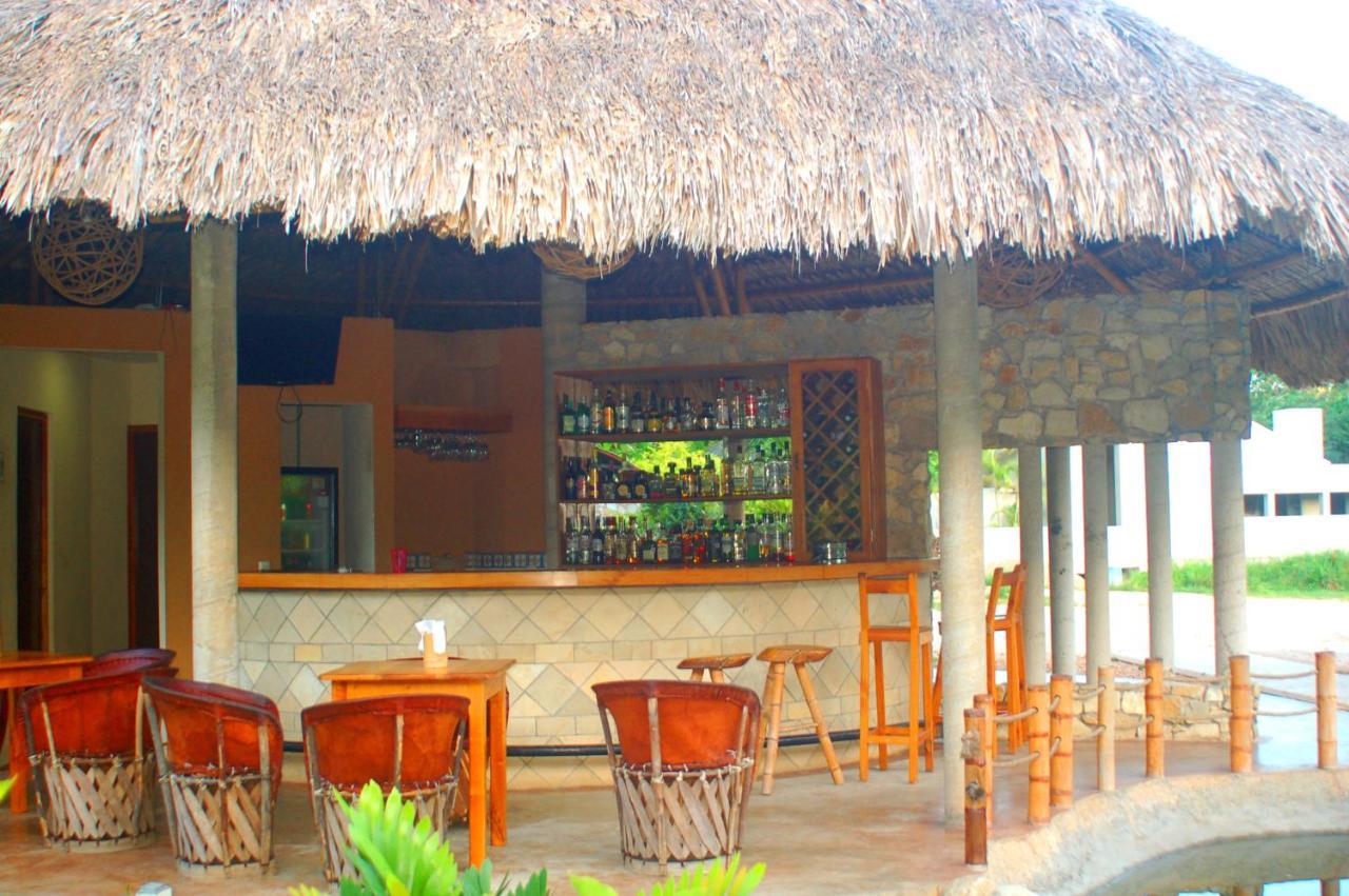 Axkan Palenque, Shows En Vivo & Gastronomia Mar Y Tierra & Travel Agency Εξωτερικό φωτογραφία