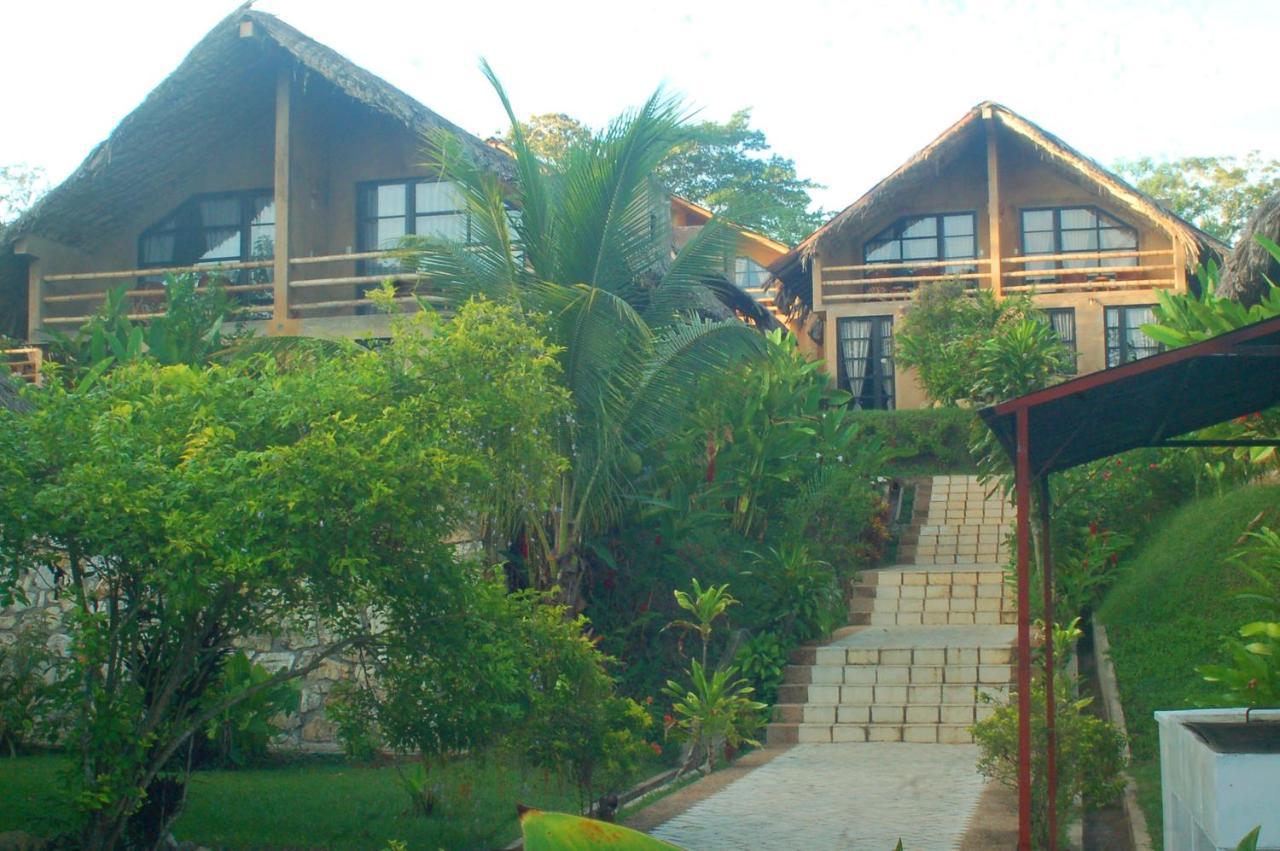 Axkan Palenque, Shows En Vivo & Gastronomia Mar Y Tierra & Travel Agency Εξωτερικό φωτογραφία