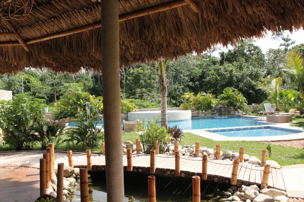 Axkan Palenque, Shows En Vivo & Gastronomia Mar Y Tierra & Travel Agency Εξωτερικό φωτογραφία